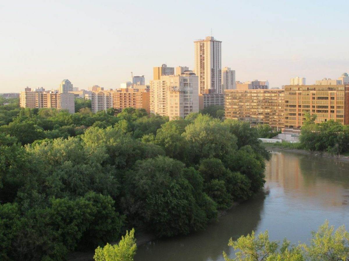 Winnipeg Luxury Condos offer fantastic city views Moving Companies