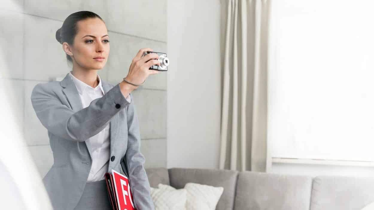 7 Unwritten Etiquette Rules Every Home Buyer Should Know - Advice from realtor.com